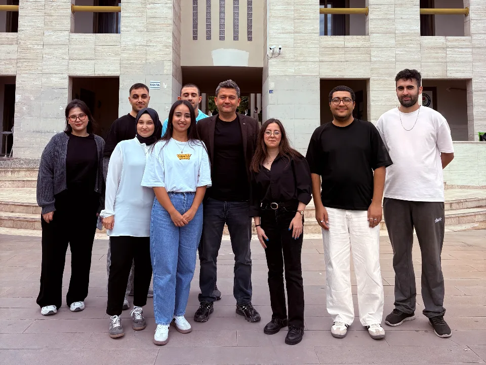 Üniversitemiz Öğrencilerinin “Dijital Katılım Laboratuvarı” Projesine Avrupa Desteği