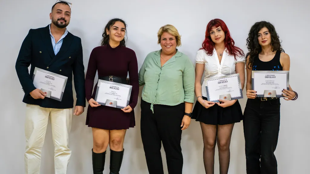 Honor and High Honor Certificates were presented to students who achieved academic success.