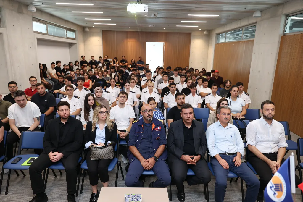 Öğrenci Sektör Buluşması Etkinliği 1, 1/12