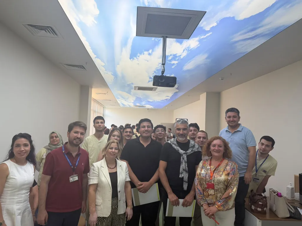“Tıbbi Görüntülemede Küresel Vizyon: Avrupa’da Çalışmak” başlıklı konferans gerçekleştirildi., 5/6