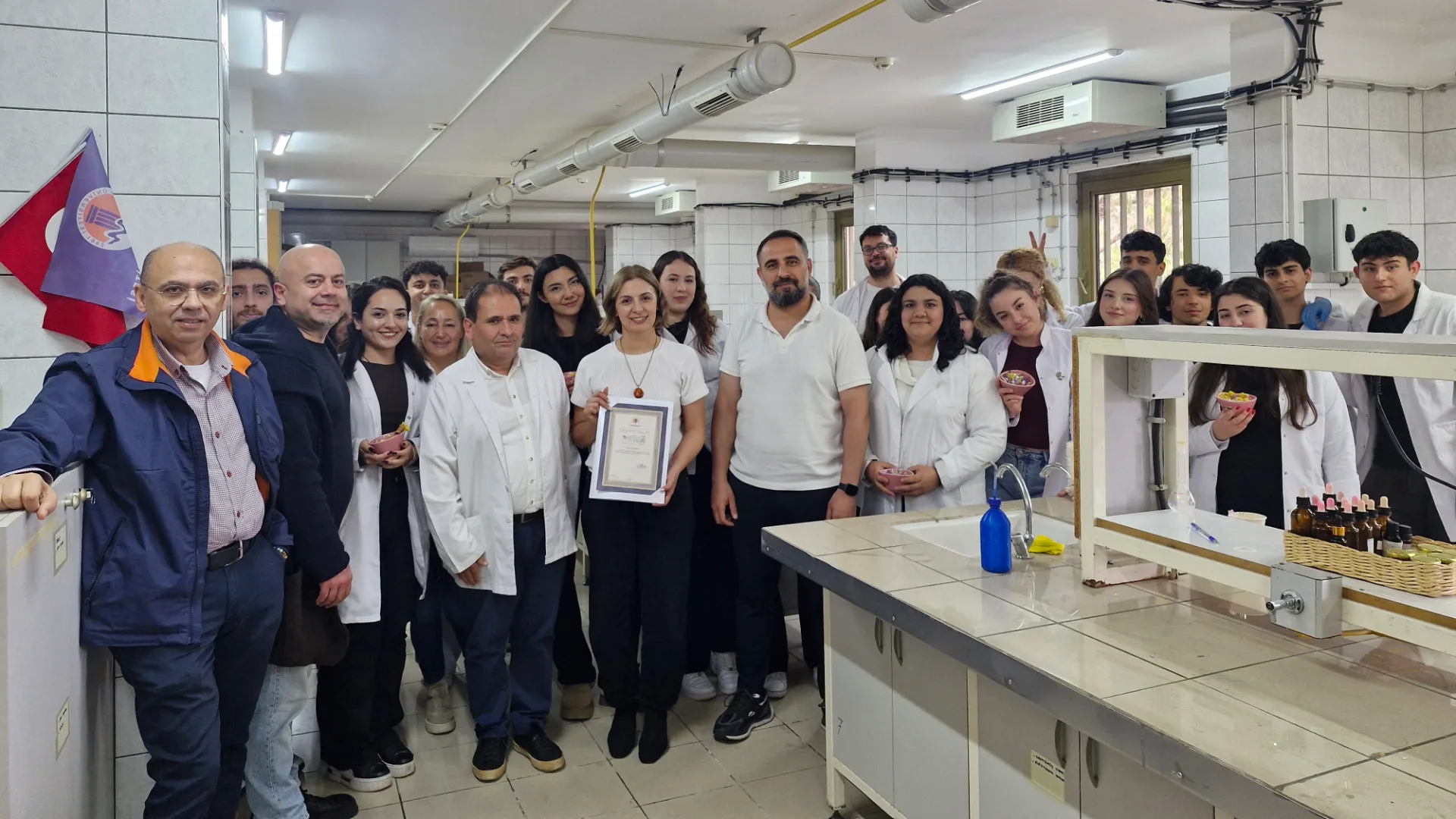 Bölümümüz Mezunu Sevda Erdoğan’ın Katılımıyla Mum Atölyesi Gerçekleştirildi