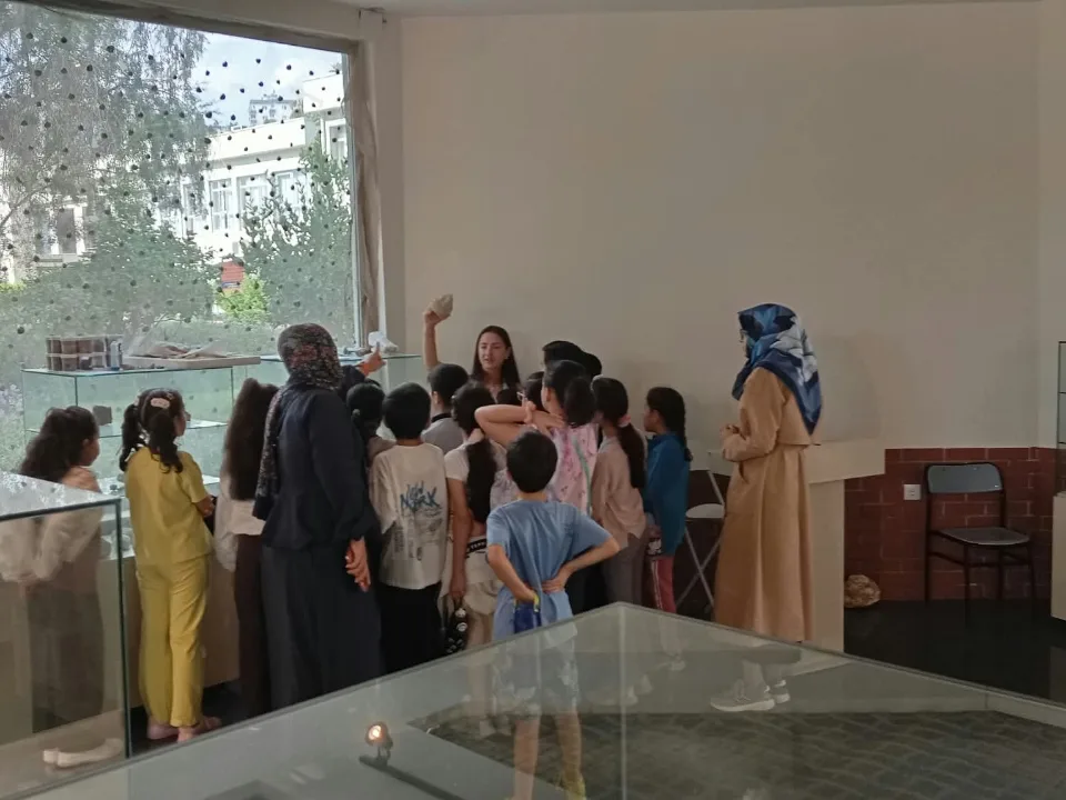 Özel Mersin İsabet İlkokulu 4/B öğrencileri müzemizi gezdi