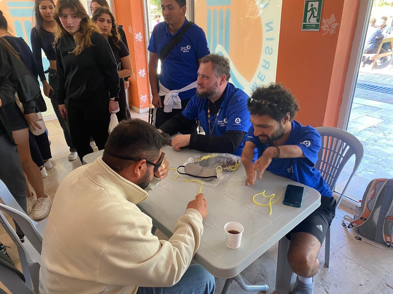 Meü