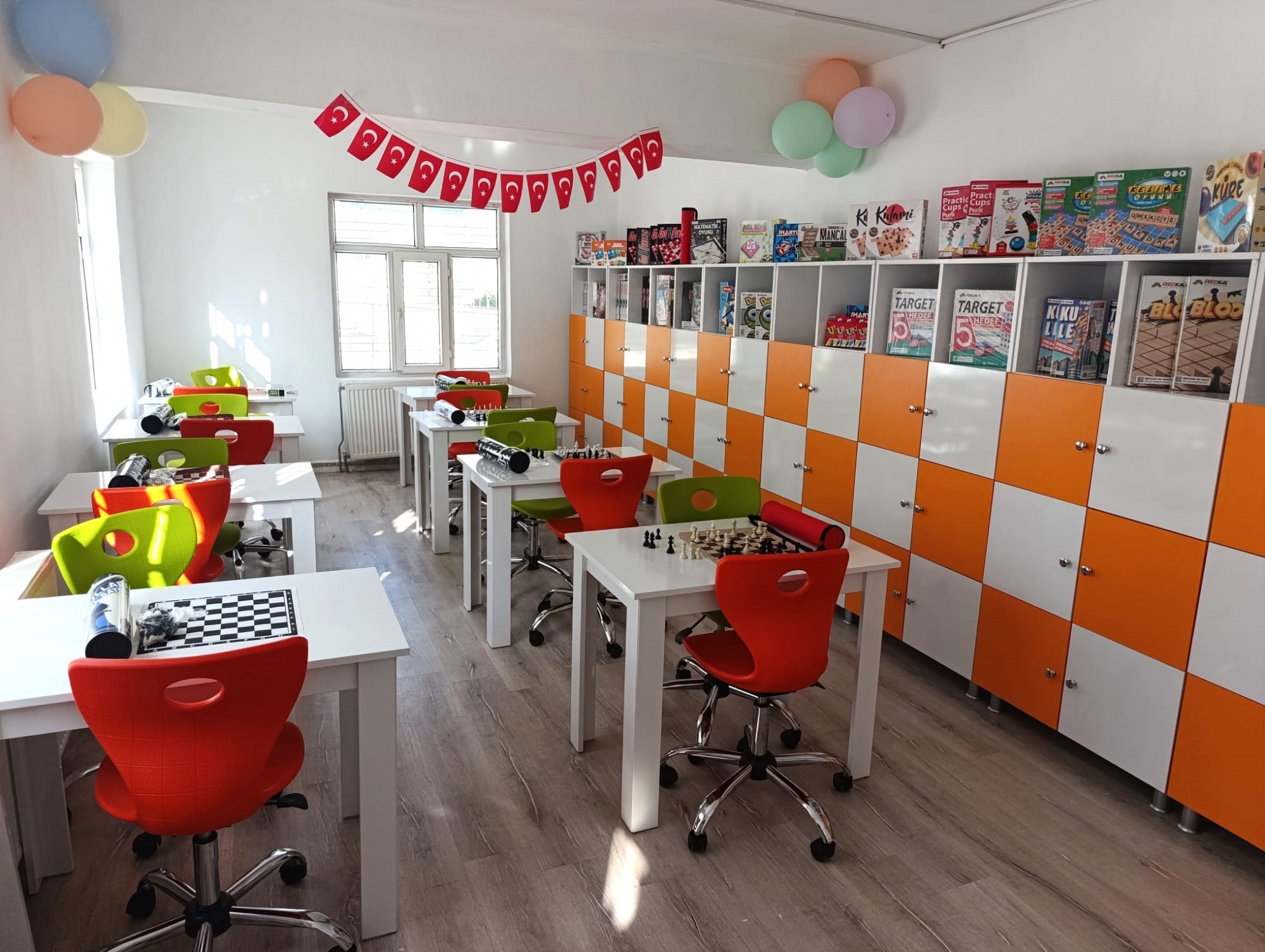 Mind and intelligence games classroom at Şehit Er Erdal Şireci Primary School